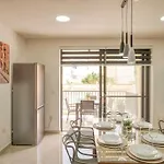 Modern, Bright & Spacious Near The Sea 公寓 马尔萨斯卡拉