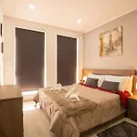 Modern, Bright & Spacious Near The Sea 马尔萨斯卡拉
