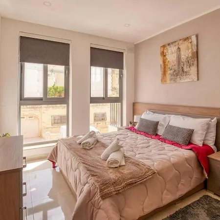Apartmán Modern, Bright & Spacious Near The Sea *