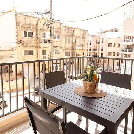 Modern, Bright & Spacious Near The Sea * Marsaskala