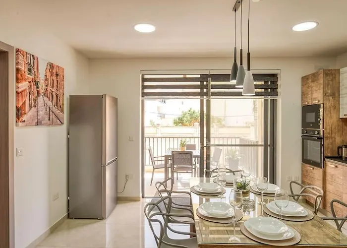 Modern, Bright & Spacious Near The Sea Appartement Marsaskala