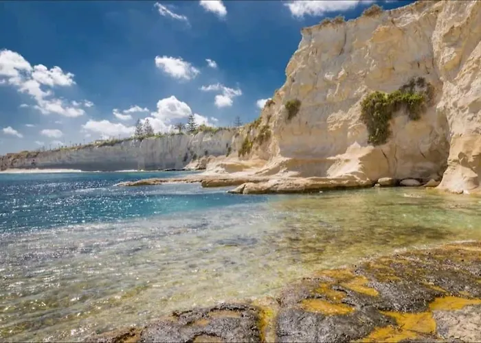 Modern, Bright & Spacious Near The Sea Marsaskala