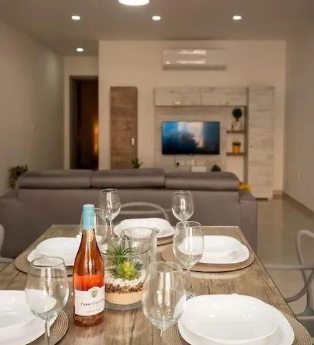 Appartement Modern, Bright & Spacious Near The Sea *