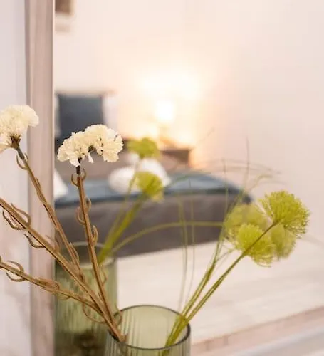 Appartement Modern, Bright & Spacious Near The Sea