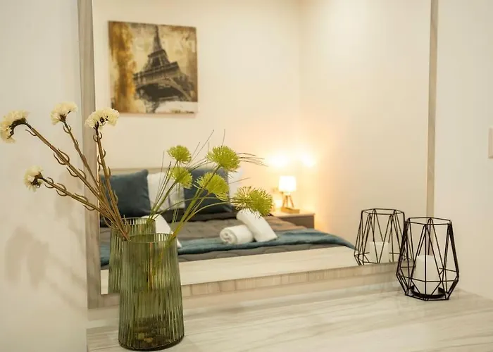 Modern, Bright & Spacious Near The Sea Appartement *