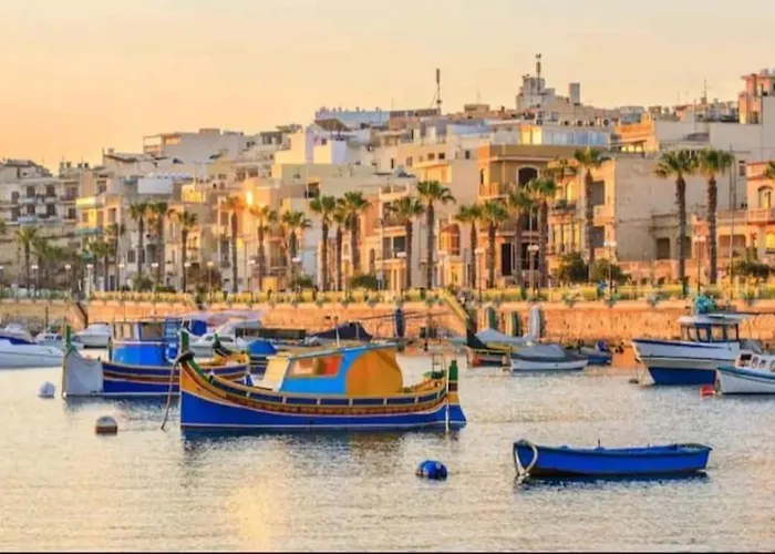 Modern, Bright & Spacious Near The Sea Appartement